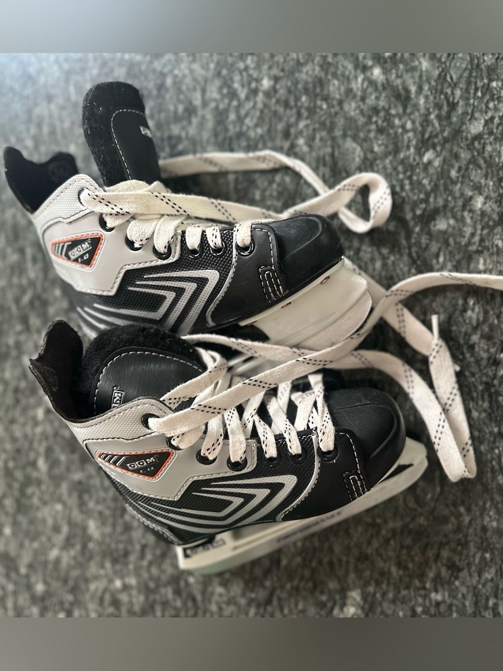 CCM Kids Ice Hockey Skates - size 10J
